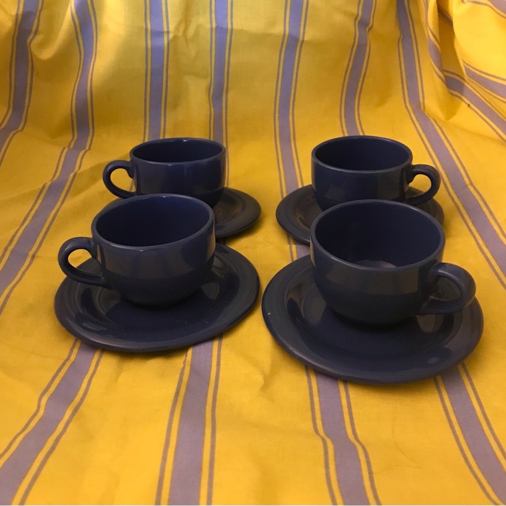 Demitasse coffee set of 4 cups and saucers